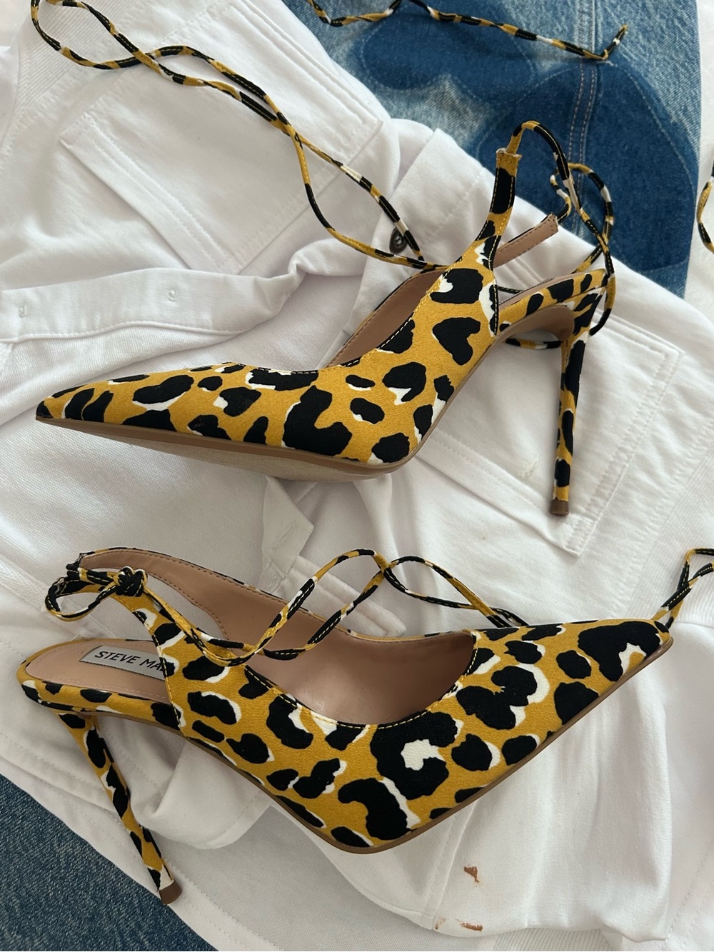 Steve Madden Leopard Lace-Up Pointed Heels - Yellow/Black/White NIB - Picture 13 of 15